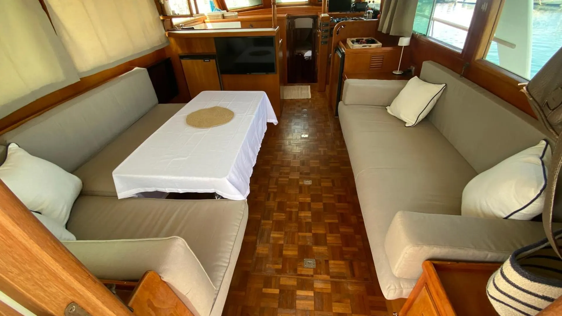 Lady Mari Hotel Palermo Botel